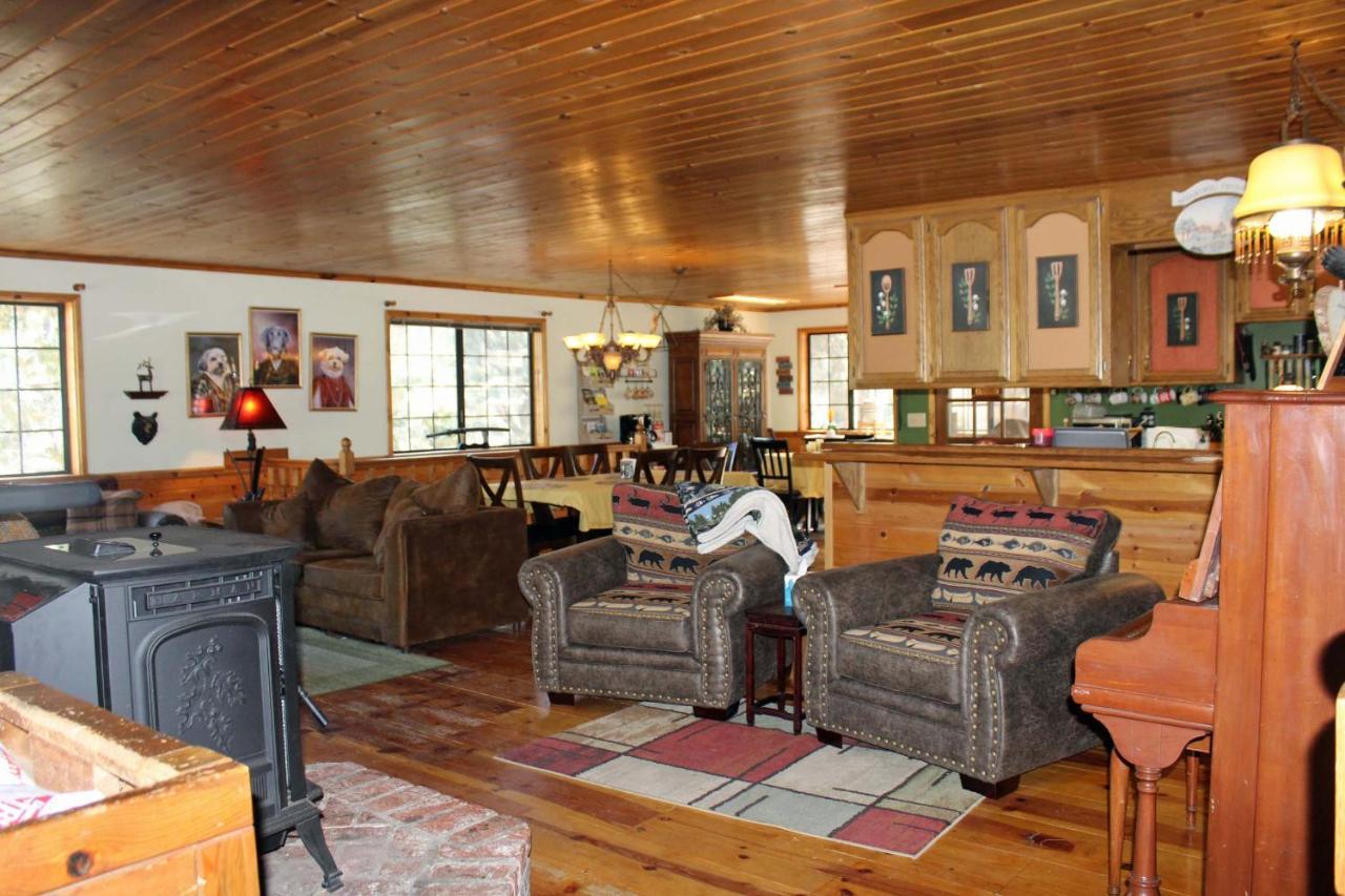 The Old Bear Bnb Pine Mountain Club Kültér fotó